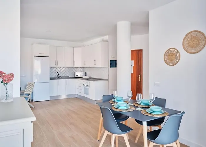 Eden Marine Rest Cove דירה